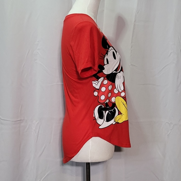 Disney Juniors Red Short Sleeve Mickey Mouse Graphic T-Shirt Size Small (3/5) - Picture 6 of 12